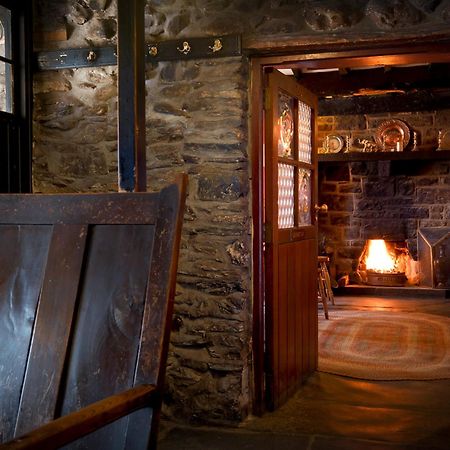 Y Talbot Hotel Tregaron Exterior foto